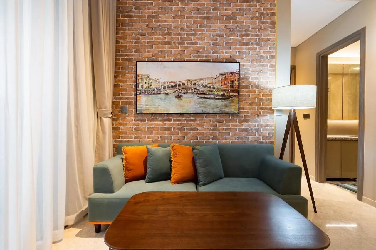 Luxury The Marq-Free Infinity Pool, Gym & Bbq-D1 Bed & Breakfast Ho Chi Minh City Vietnam