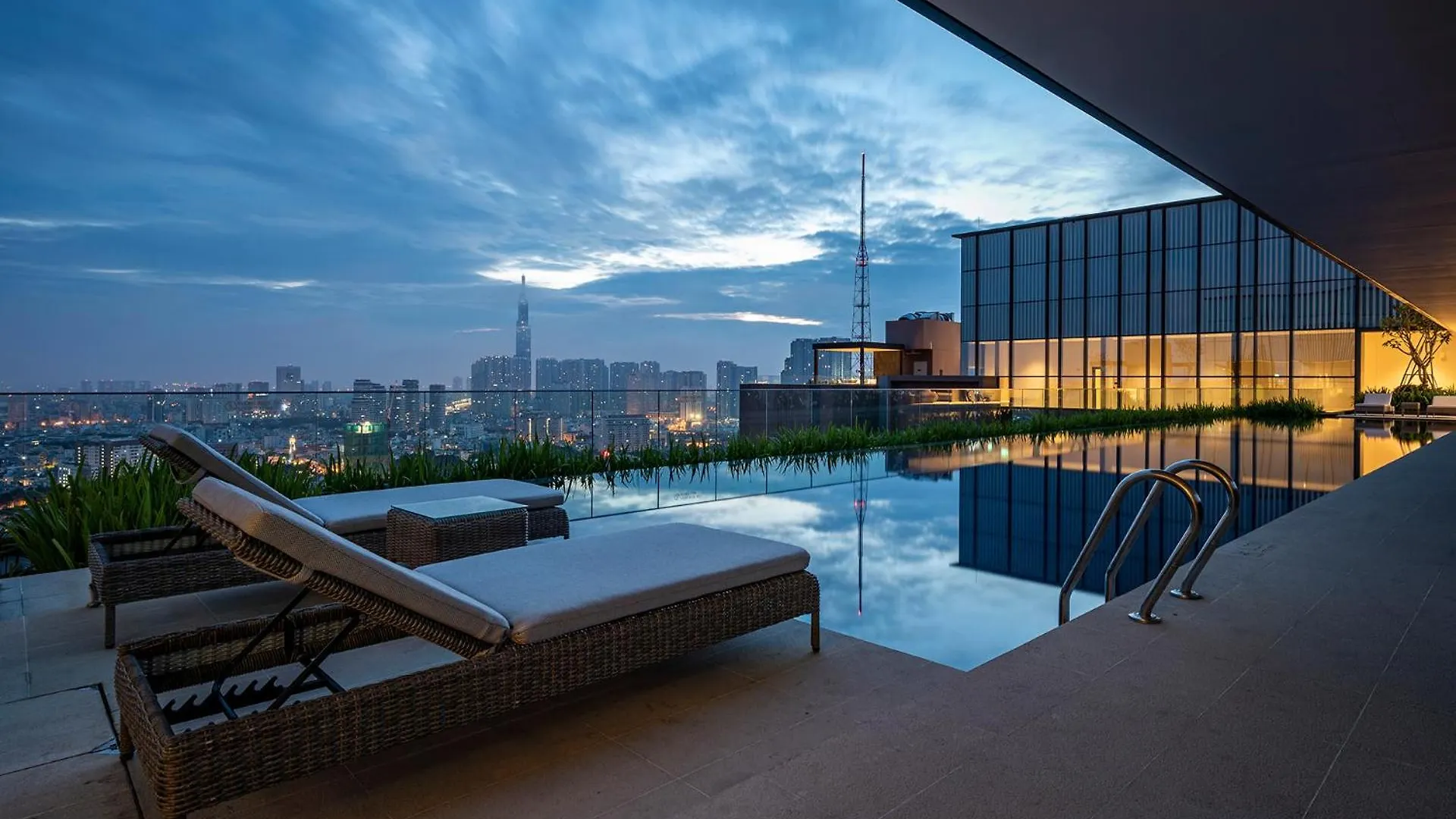 Luxury The Marq-Free Infinity Pool, Gym & Bbq-D1 Bed & Breakfast Ho Chi Minh City